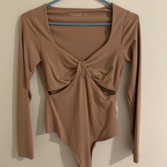 Never Worn Abercombie & Fitch Women's Bodysuit Size S - Picture 1 of 3